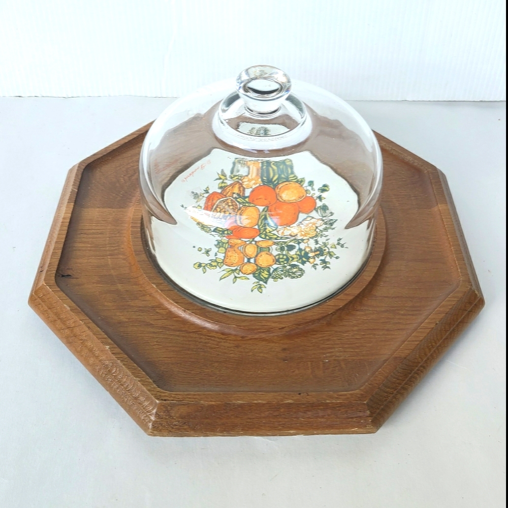 GOODWOOD crackers and cheese wooden platter with glass dome